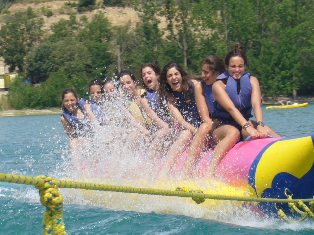  Fun on board the banana 